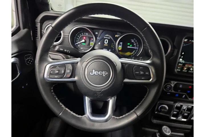 $31998 : Jeep Wrangler Unlimited 2022 image 10