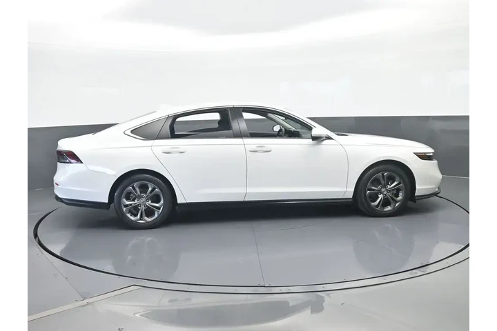 $21991 : Honda Accord 2023 EX 4dr Sed image 7