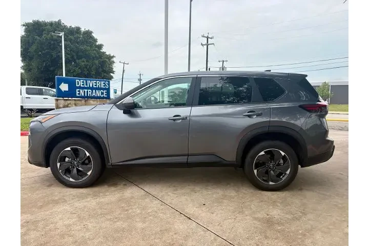 $25774 : Nissan Rogue 2025 AWD SV 4dr image 6