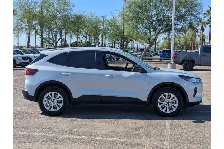 Ford Escape 2025 AWD Active image 7