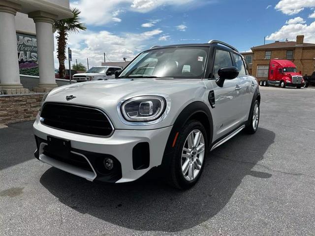 $27995 : Pre-Owned 2022 Countryman Coo image 1