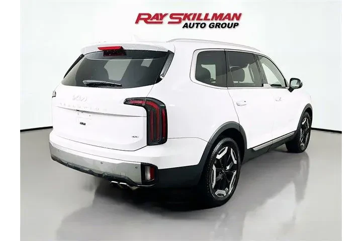 $32988 : Kia Telluride 2023 AWD EX 4d image 7