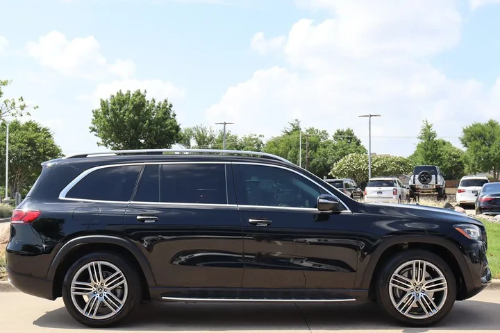 $36985 : 2020 GLS 450 4MATIC SUV image 8