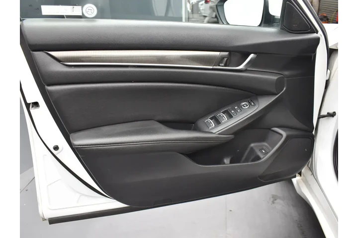 $15995 : Honda Accord 2020 Sport 4dr image 9