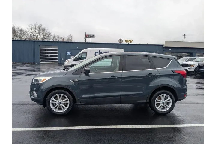 $10991 : Ford Escape 2019 SE 4dr SUV image 10
