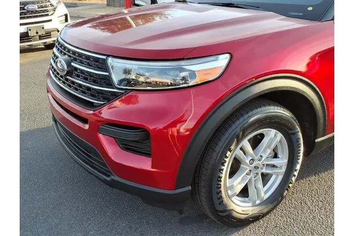 $23899 : Ford Explorer 2021 AWD XLT 4 image 4