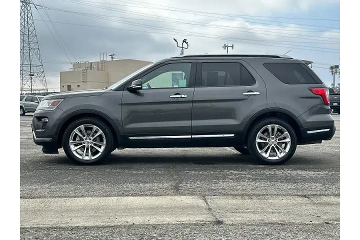 $13985 : Ford Explorer 2019 Limited 4 image 6