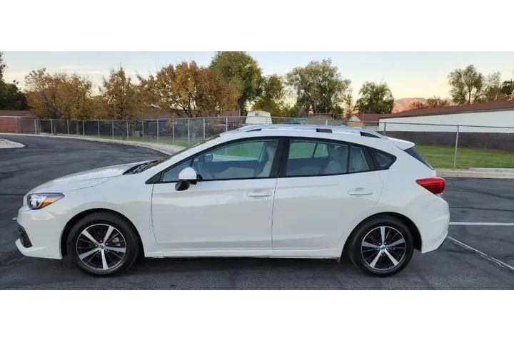 $17800 : 2023 Impreza Premium image 6