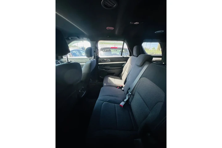 $14000 : Ford Explorer XLT Sport image 2