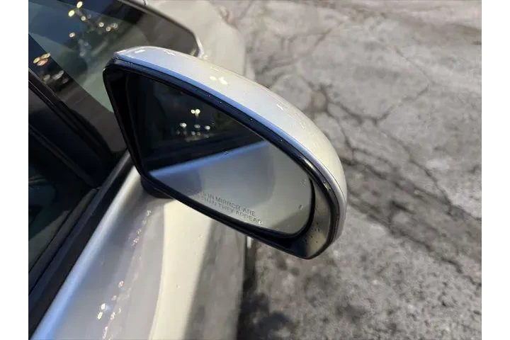 $7995 : Toyota Prius Plug-in Hybrid image 5