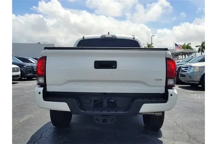 $28490 : Toyota Tacoma 2018 4x2 TRD S image 7