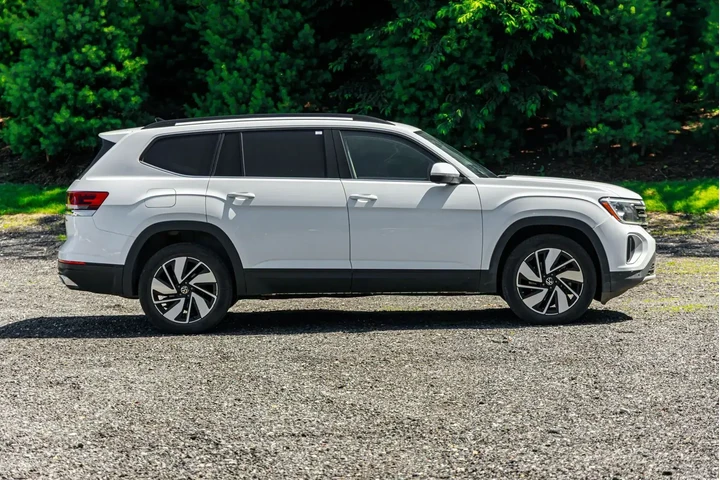 $25595 : Volkswagen Atlas 2024 AWD SE image 10