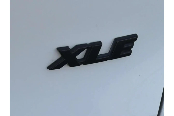 $29147 : Toyota RAV4 2023 XLE 4dr SUV image 1