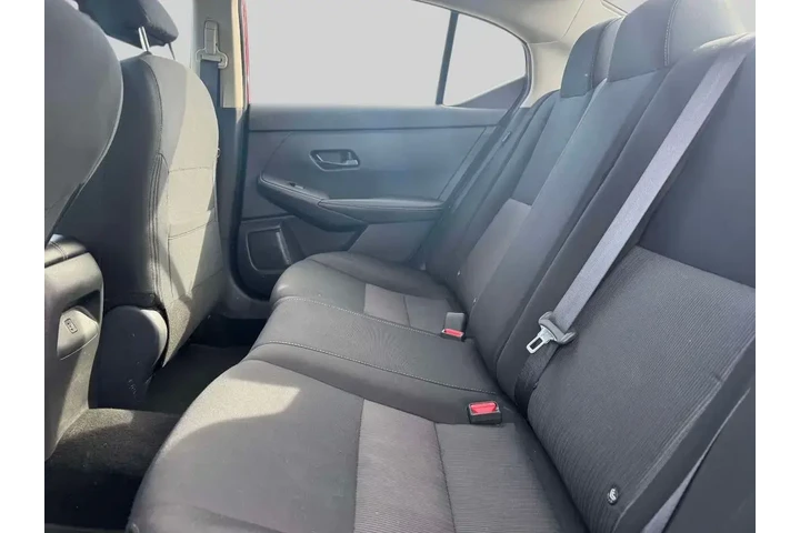 $18595 : Nissan Sentra 2025 SV 4dr Se image 10