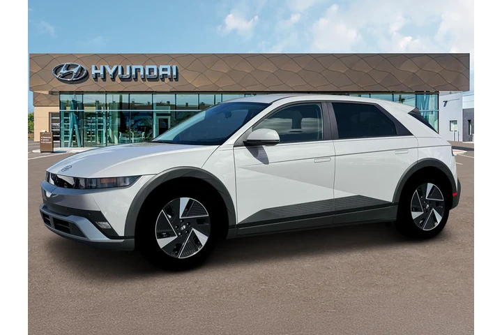 $29999 : Hyundai IONIQ 5 2026 SE Stan image 2