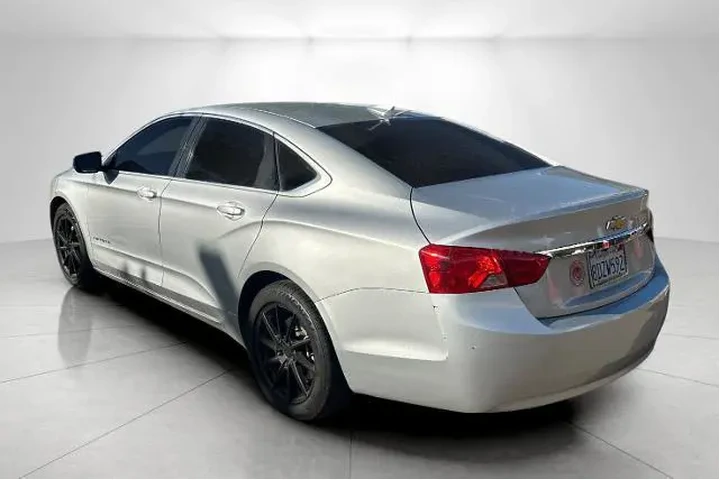 $16995 : Chevrolet Impala 2017 LS 4dr image 4
