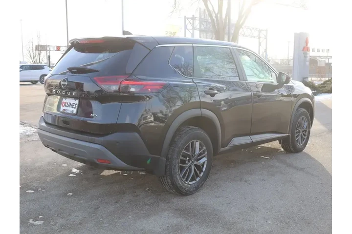 $18377 : Nissan Rogue 2023 AWD S 4dr image 10
