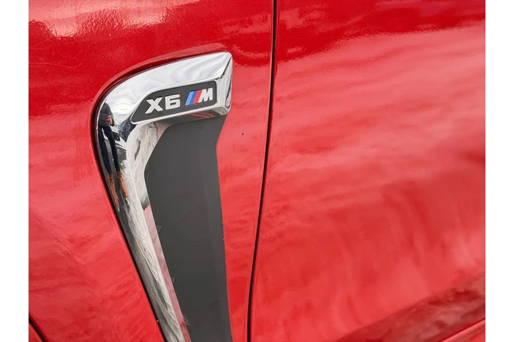 $46988 : 2019 BMW X6 M image 10