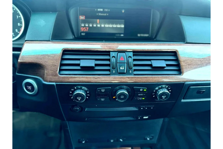 $17999 : 2006 BMW M5 image 10