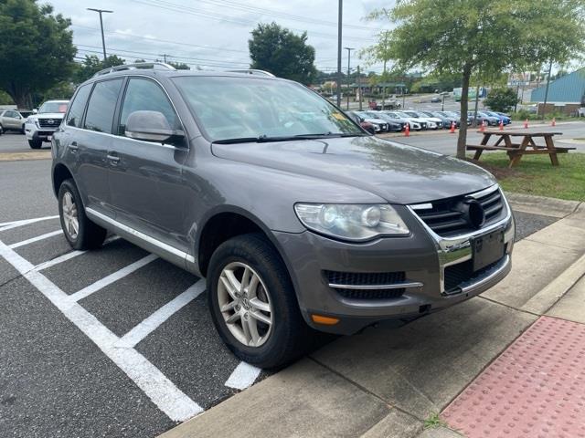 $6999 : PRE-OWNED 2008 VOLKSWAGEN TOU image 2