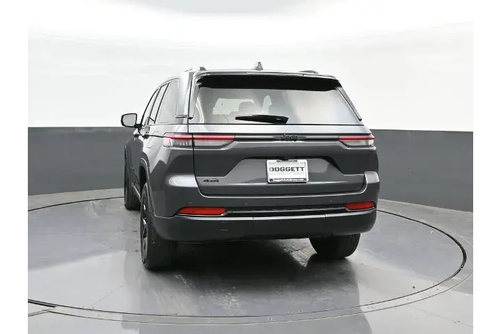 $30491 : Jeep Grand Cherokee 2024 4x4 image 8