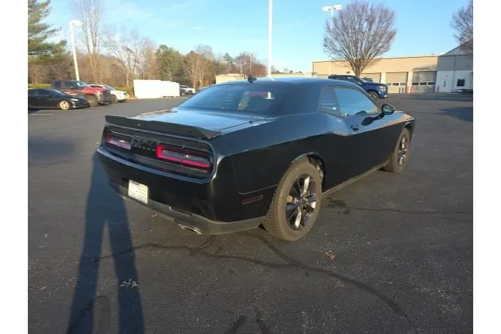 $22743 : Dodge Challenger 2020 AWD GT image 7