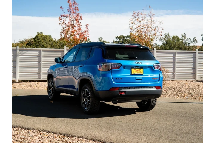 $31254 : 2025 Compass Trailhawk image 8