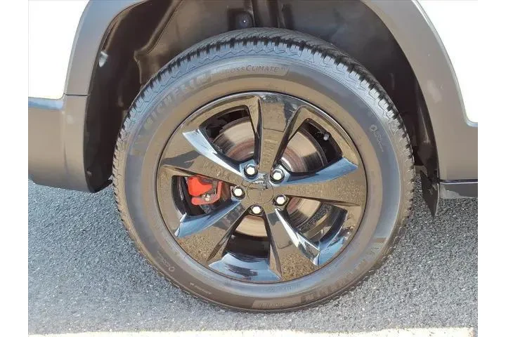 $15695 : Jeep Cherokee 2019 4x4 Latit image 8