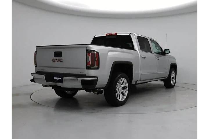 $29998 : GMC Sierra 1500 2018 4x4 SLT image 8