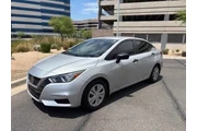 2020 Versa S en Tempe