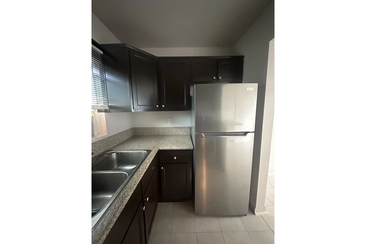 $1690 : Apt D 1 RECÁMARA EN LONG BEACH image 7