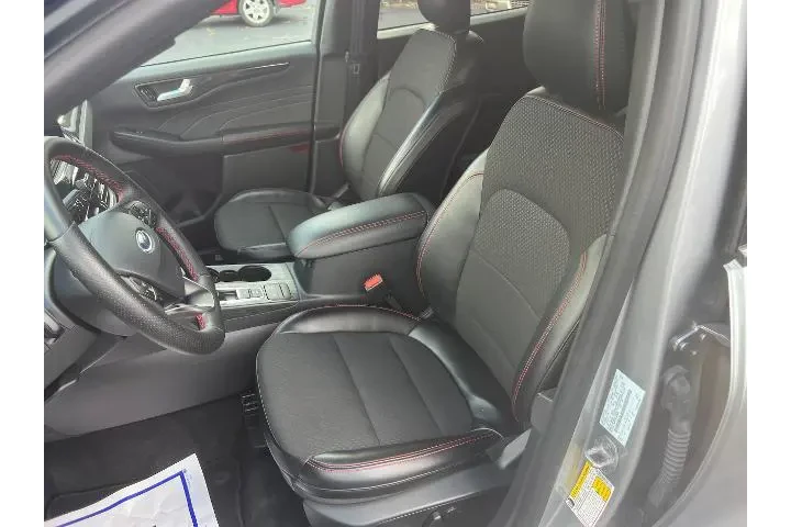 $24995 : Ford Escape 2024 ST-Line 4dr image 8