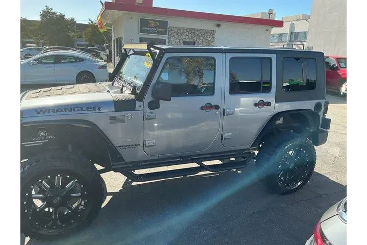 $18822 : Jeep Wrangler Unlimited 2015 image 3