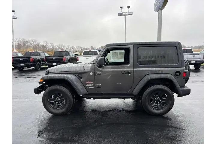 $18500 : Jeep Wrangler 2019 4x4 Sport image 5