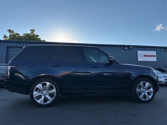 $35069 : 2018 Land Rover Range Rover S image 2