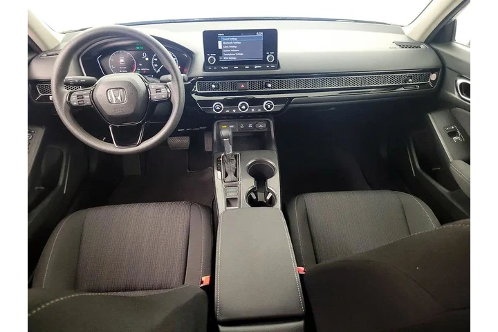 $26998 : Honda Civic 2025 LX 4dr Seda image 9