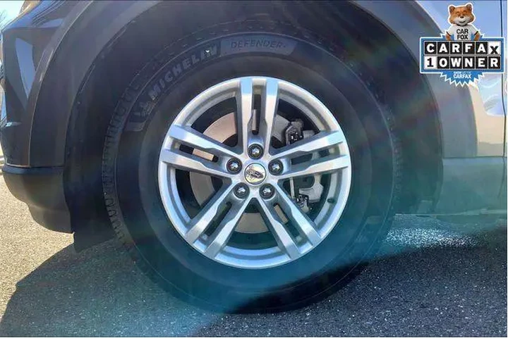 $23985 : Ford Explorer 2021 XLT 4dr S image 9