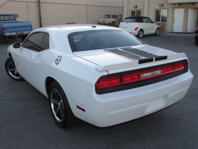 $10995 : 2010 Challenger SE image 7