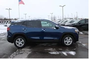 $21846 : GMC Terrain 2022 AWD SLE 4dr thumbnail