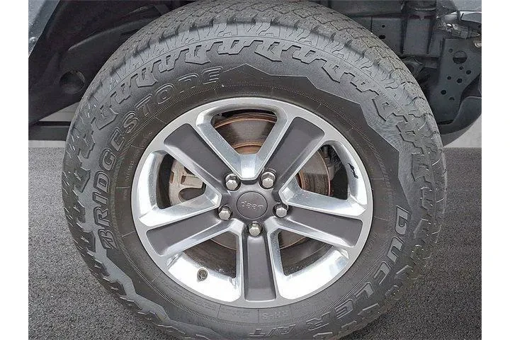 $29477 : Jeep Wrangler Unlimited 2020 image 8