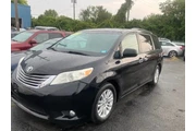 $16900 : 2015 Sienna thumbnail