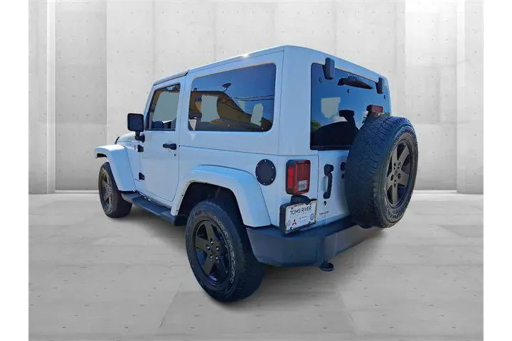 $9775 : Jeep Wrangler 2015 4x4 Sahar image 4
