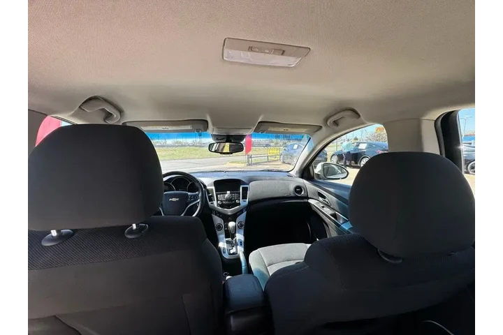 $2498 : Chevrolet Cruze 2012 LT 4dr image 10