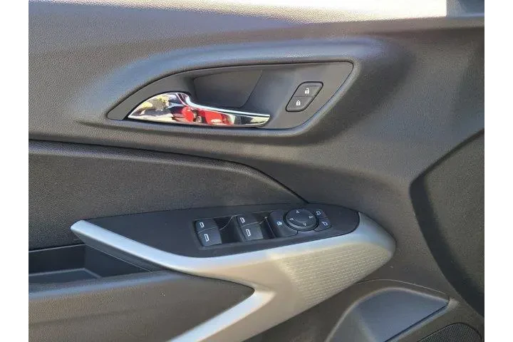 $22991 : Chevrolet Trax 2024 RS 4dr C image 7