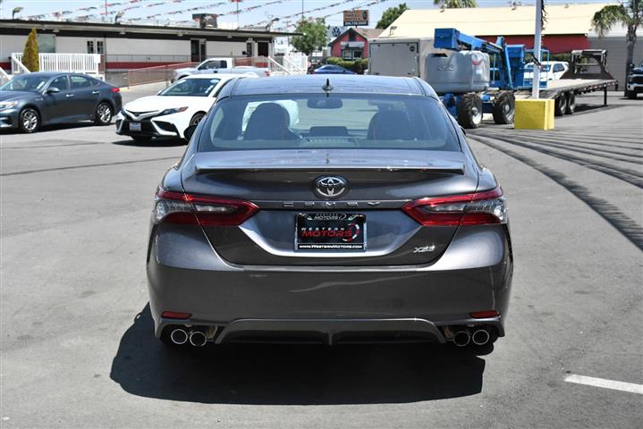 $27968 : Camry XSE image 7