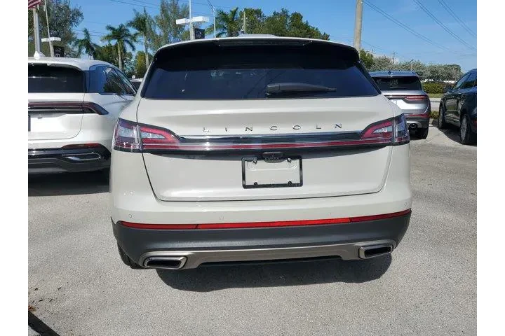 $28490 : Lincoln Nautilus 2023 Standa image 4
