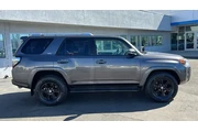 $25484 : Toyota 4Runner 2016 4x2 SR5 thumbnail