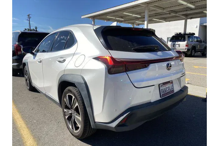 $24991 : Lexus UX 200 2021 4dr Crosso image 2