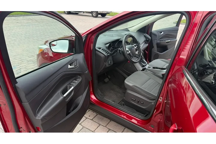 $4500 : 2016 Ford Escape SE AWD image 5