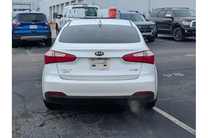 $7500 : Kia Forte 2016 EX 4dr Sedan image 6
